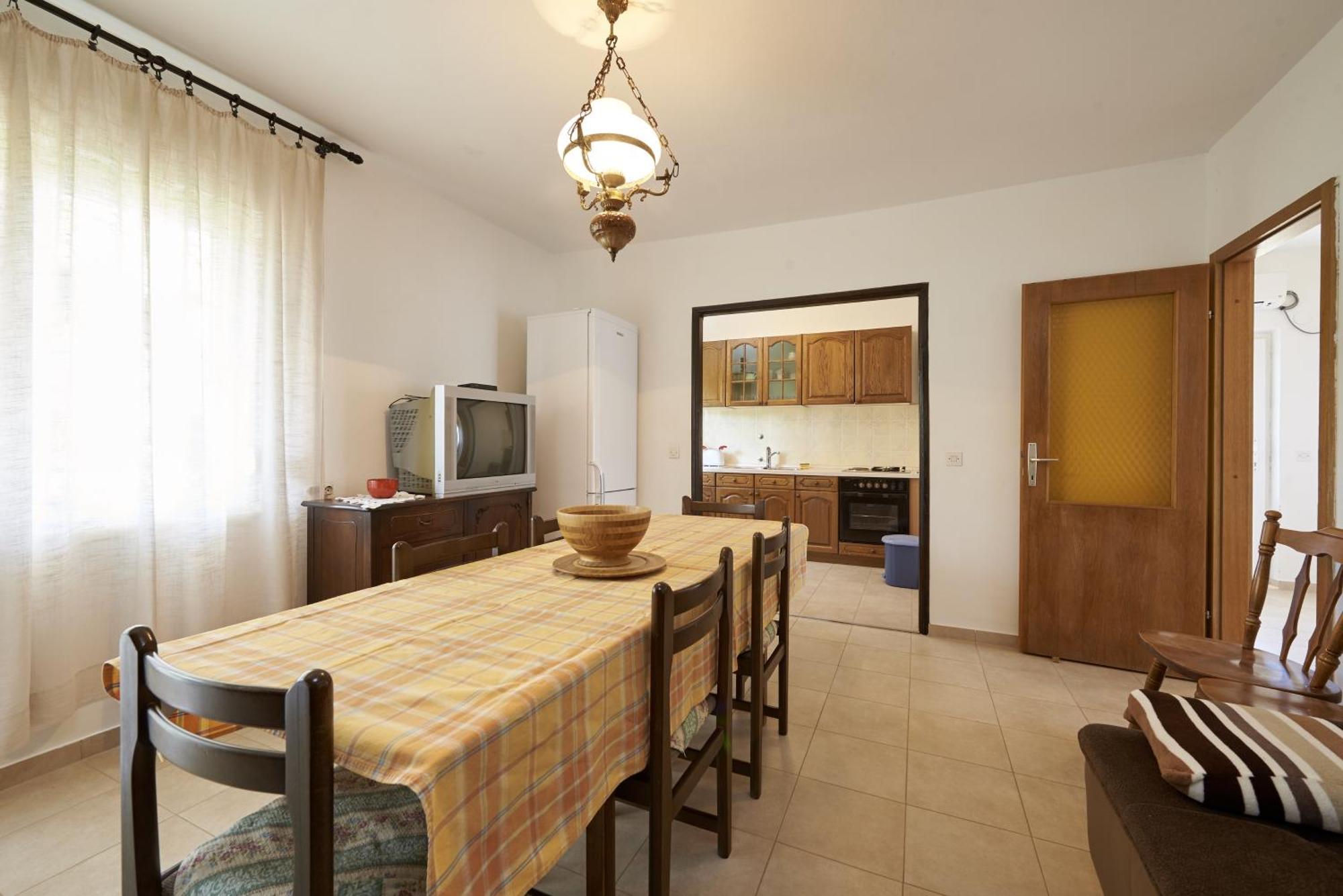 Apartments By The Sea Slatine, Ciovo - 15504 Rum bild